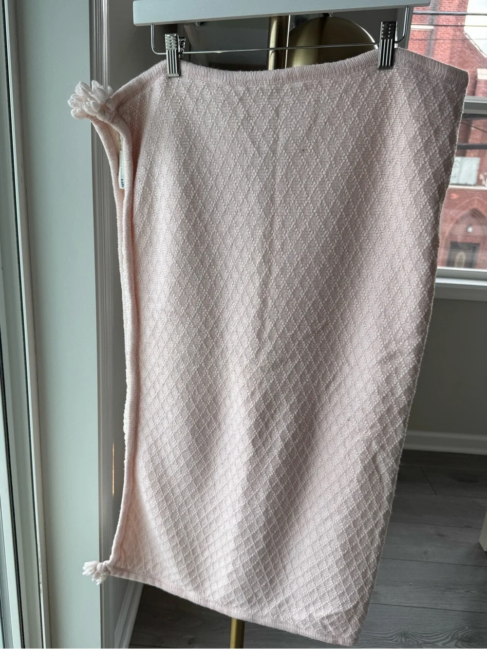 NWOT Pottery Barn Kids Pink Textured Knit Diamond Lattice Baby Blanket